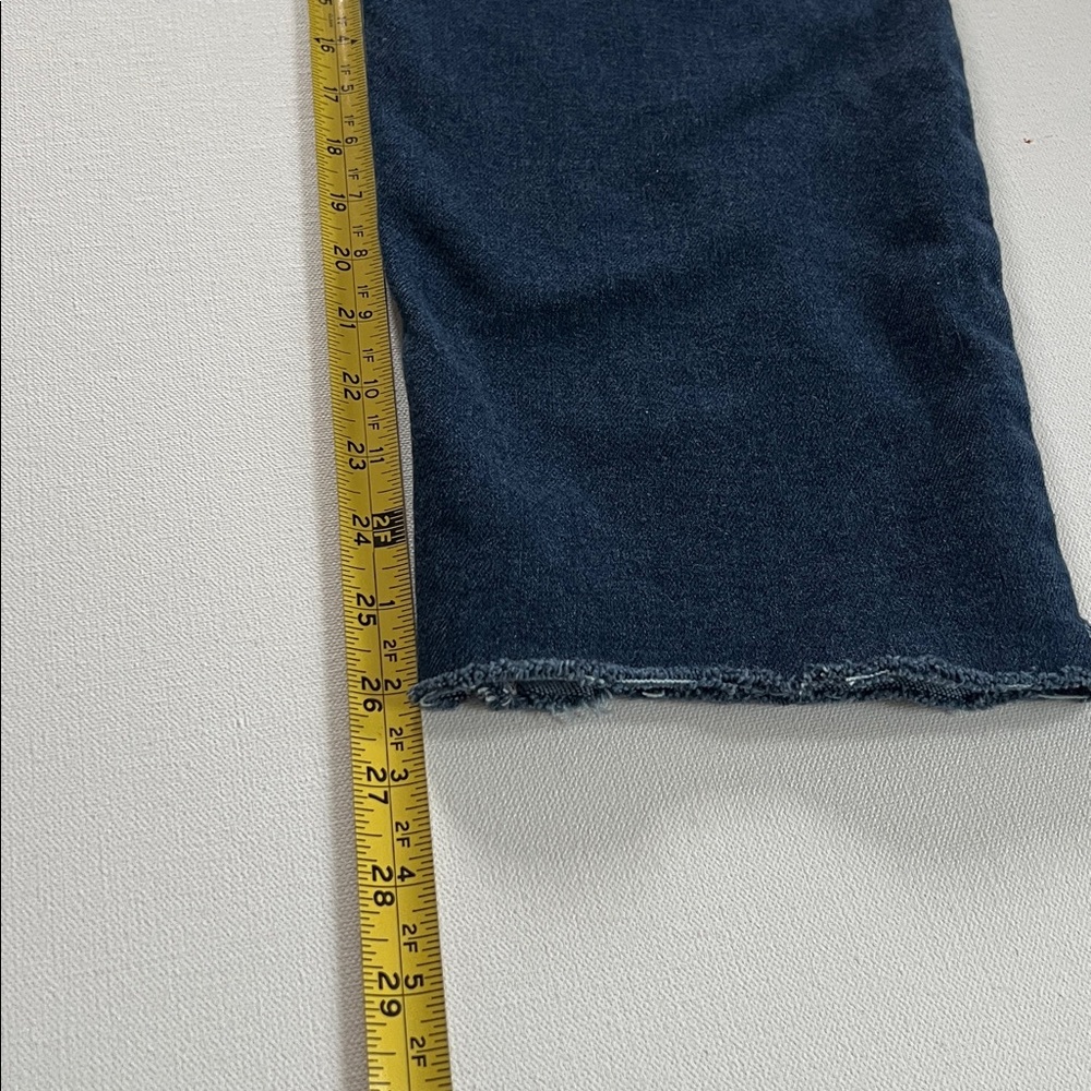 Old Navy Women’s High-Rise OG Cozy-Lined Straight Jeans - Dark Blue - 8 - Picture 12 of 12